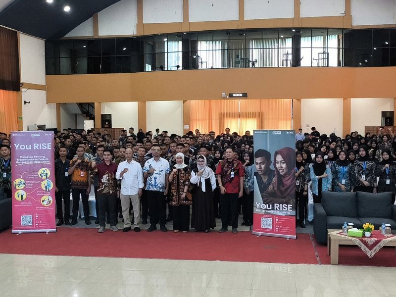 Seminar Financial Literacy Politeknik Penerbangan